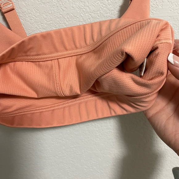 Women's Adidas Peach Sports Spa Size Xtra Small/Small - Picture 2 of 7